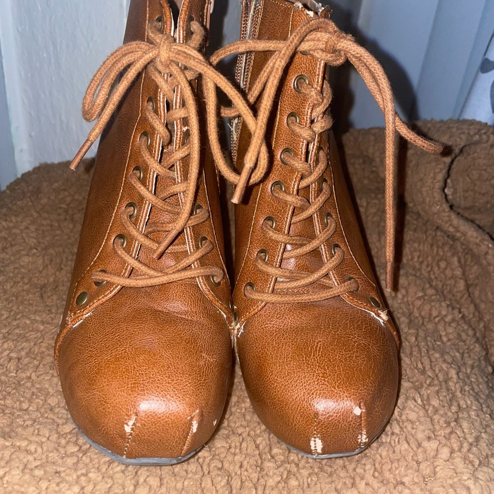 Cute high heel boots